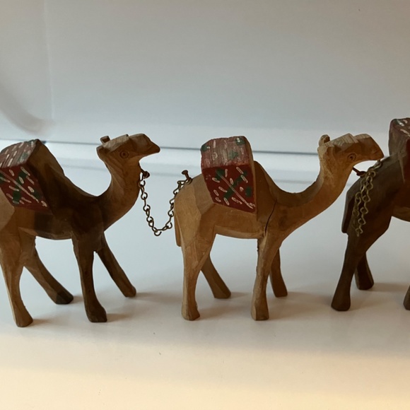 Handcarved camel train - Picture 8 of 9